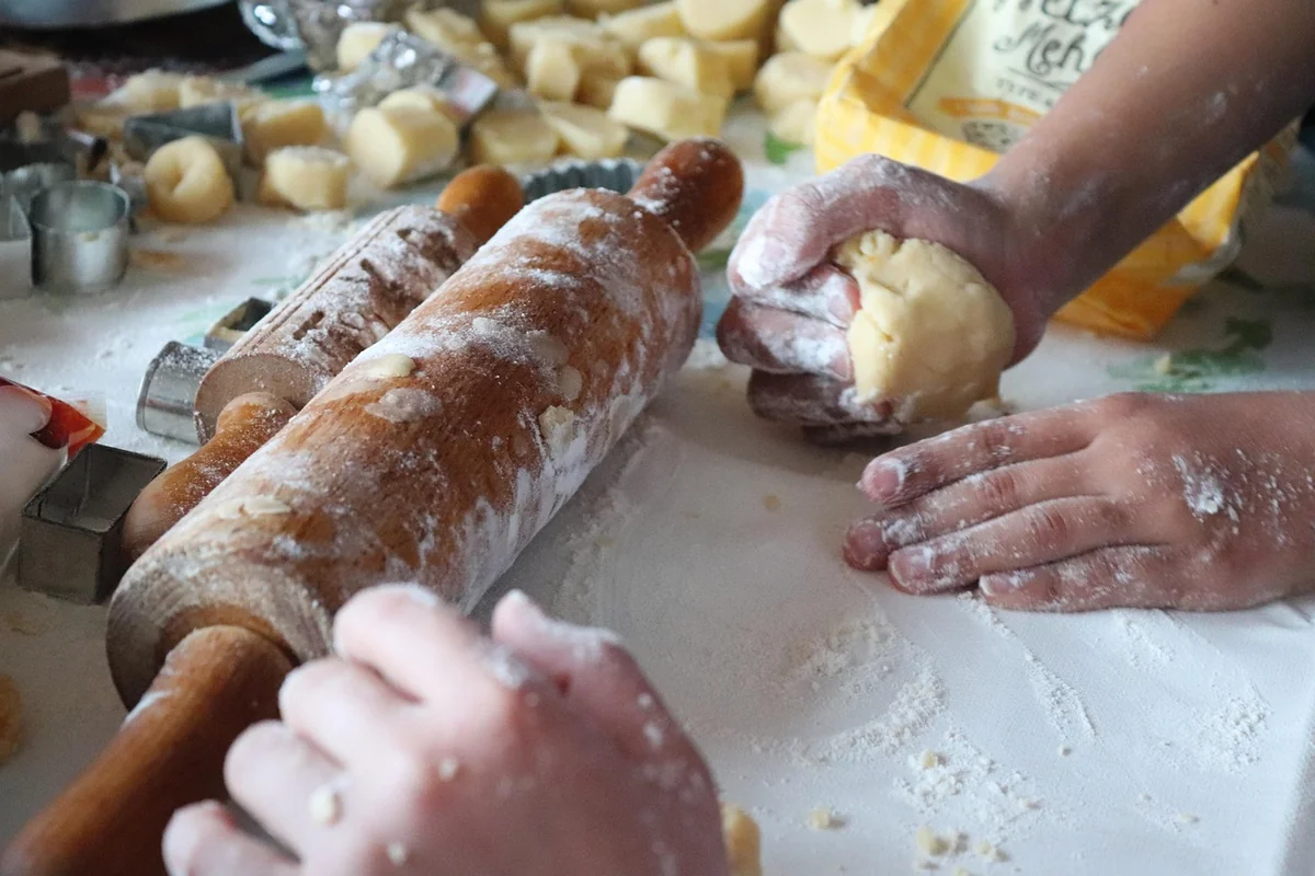 Thermomix ou à la main : quelle méthode pour des cookies moelleux ?