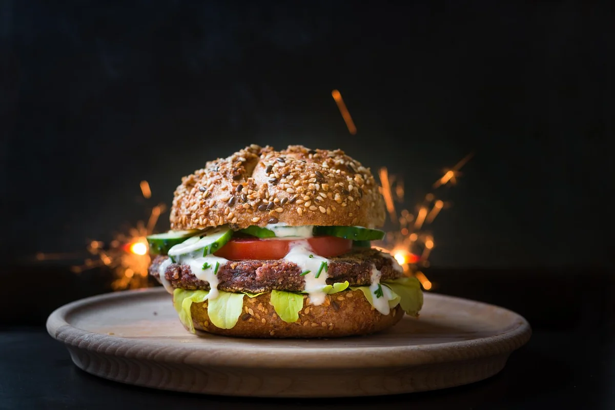 La recette de burger végétarien simple qui marche à tous les coups