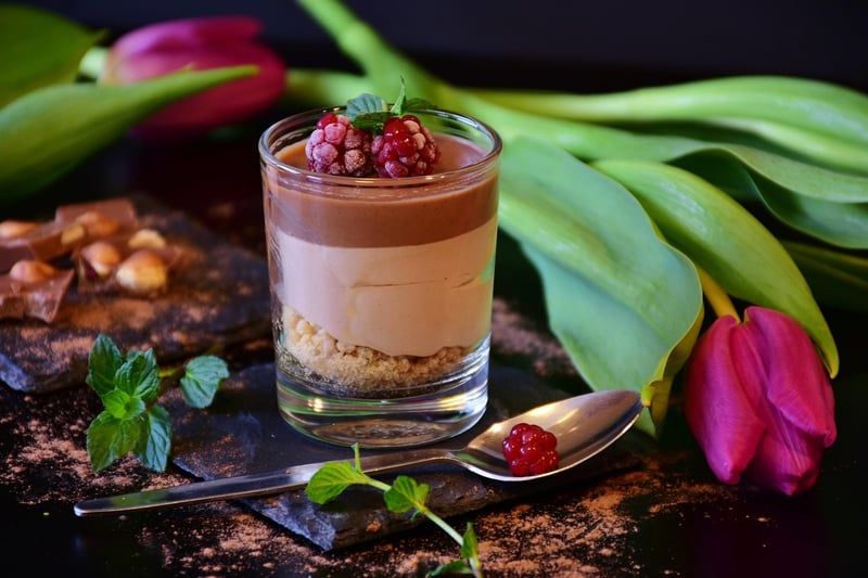 Mousse au chocolat aérienne en 10 minutes : le dessert express qui bluffe